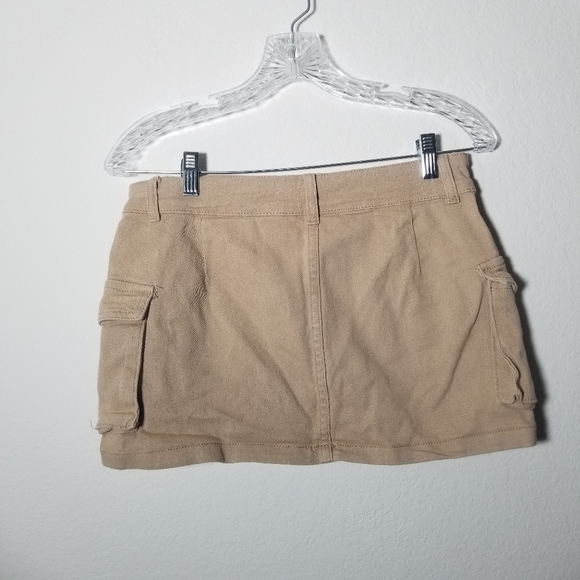 Tan Mini Skirt with Pockets - Picture 2 of 2